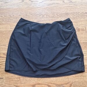 Kona Sol Black Criss Cross Swim Skirt with Built-In Bikini L